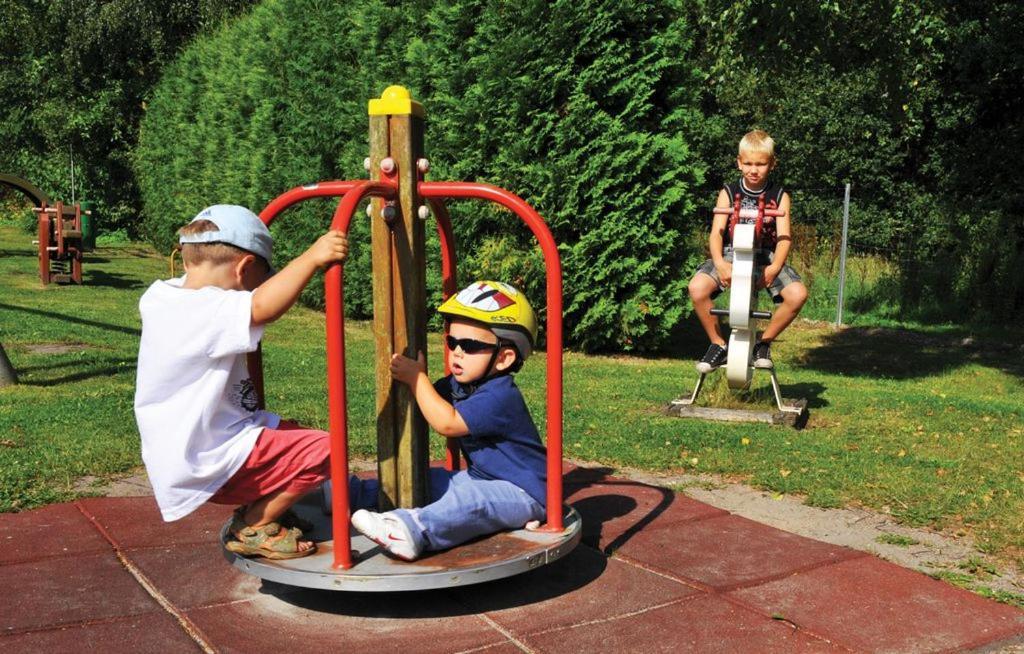 Ferienpark Freesenbruch Wohnung 2 6 - Windrose 青斯特 外观 照片